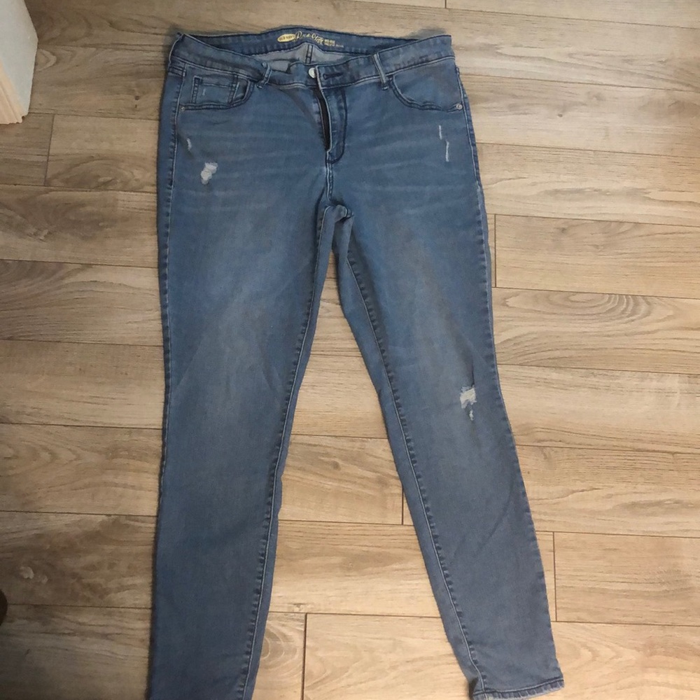 Old navy rockstar jeans